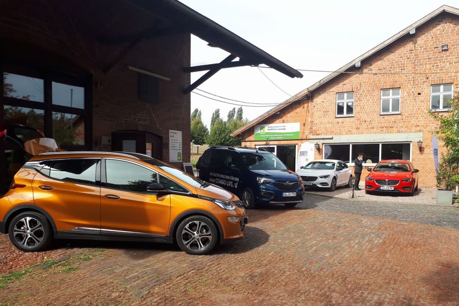 BITTER Cars als Teil des diesjährigen Opel FWLZ-Forum